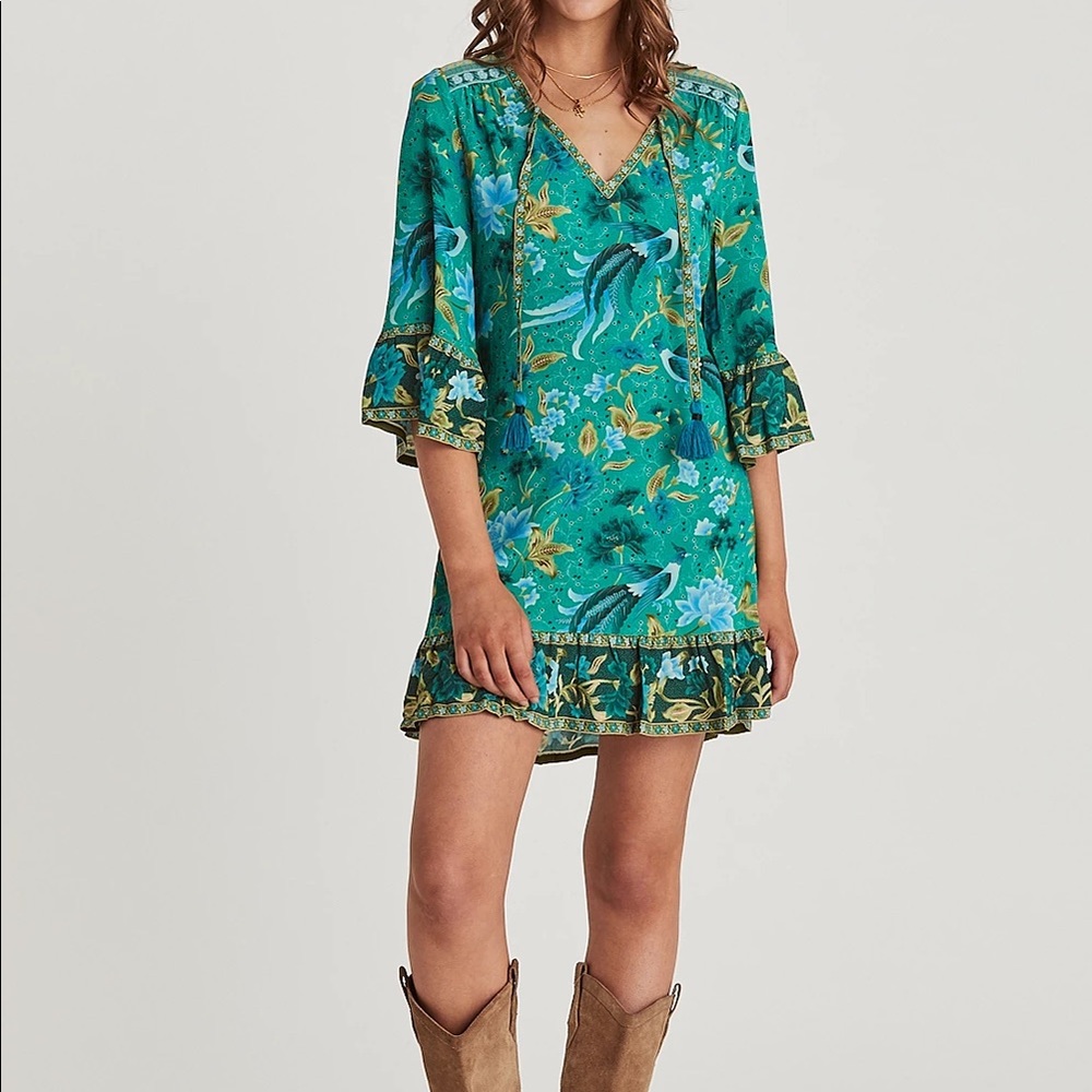 Arnhem Ilona Mini Dress
Australian Label
Size AU 8/ US 6 (Small)